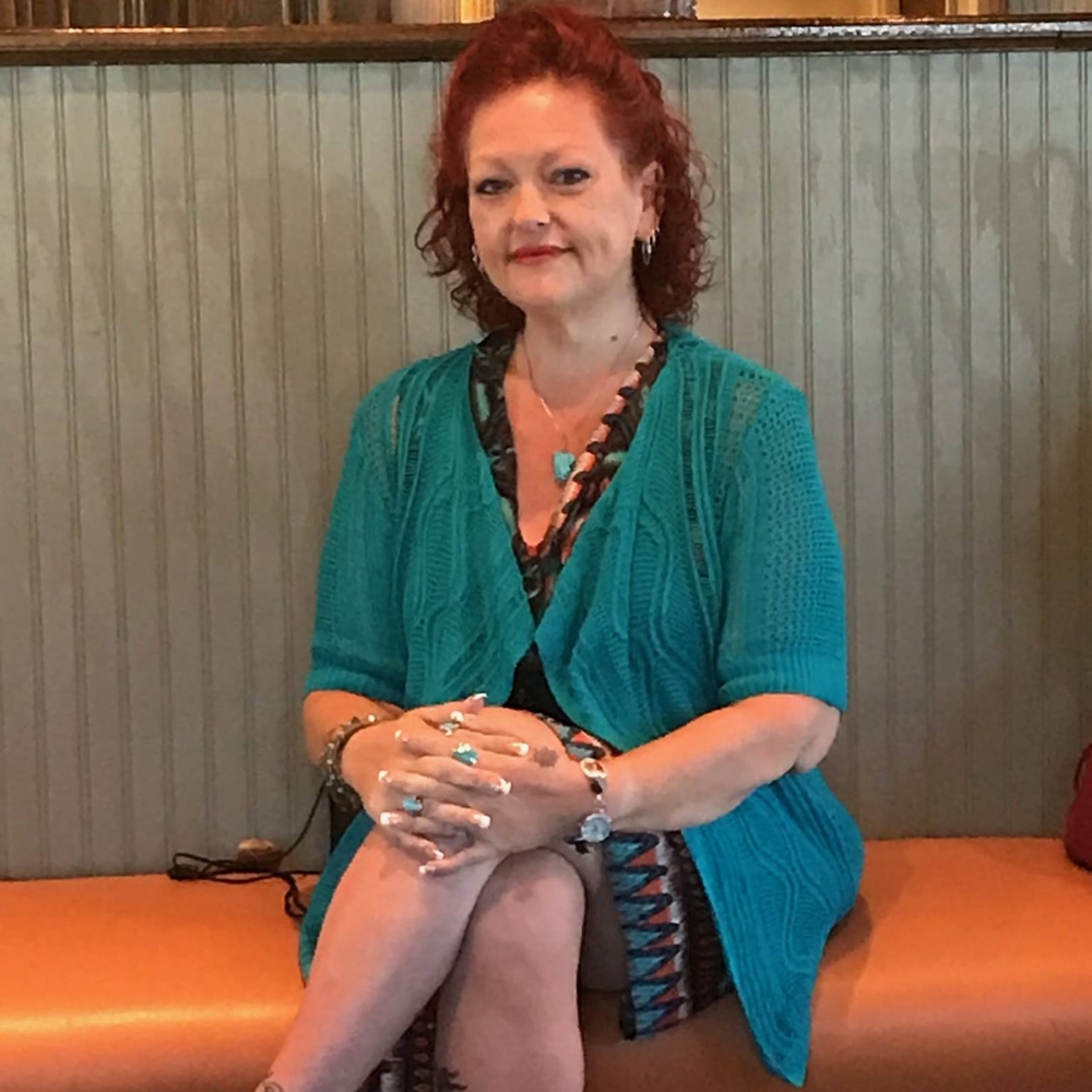 Meet your Posher, Julie